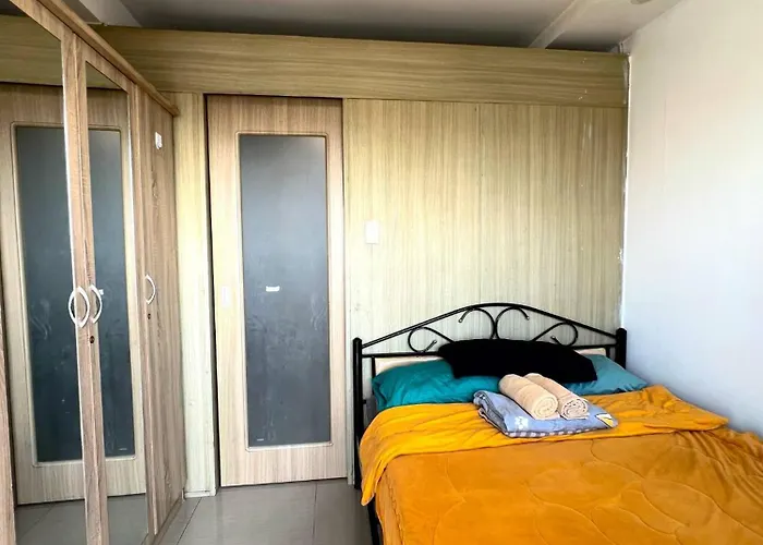 Shore 607 A Bayview Moa