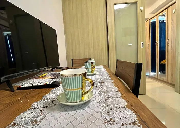 Apartment Shore 607 A Bayview Moa Manila